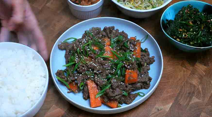 Bulgogi comidas tradicionales coreanas que deberias probar, son sabrosos y saludables