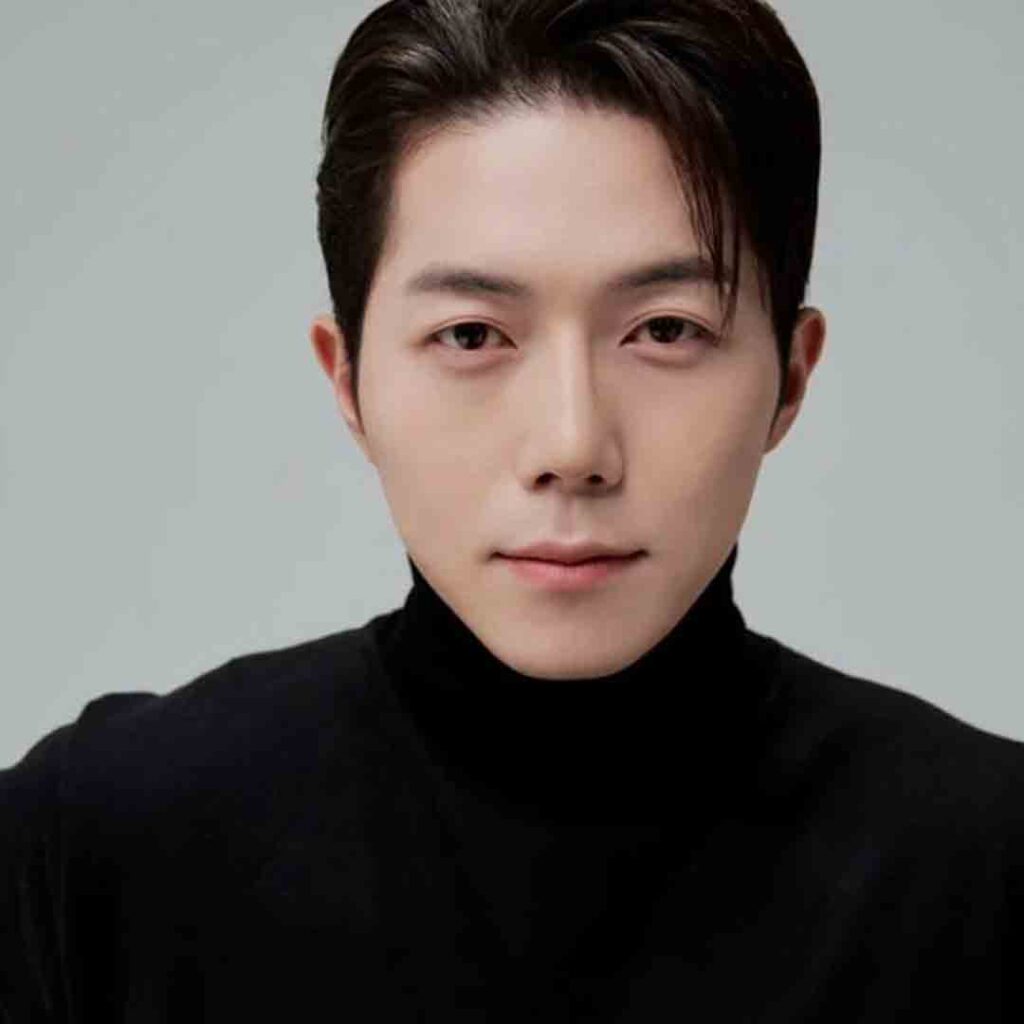 Ídolos de k-pop y actores de K-dramas que murieron jóvenes 8 Park Min Jae (1992 - 2024)