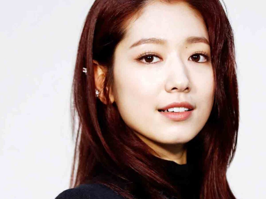 Actrices coreanas super famosas que son madres y siguen brillando 3 Park Shin Hye