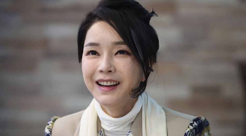 Sookmyung concluyó que la primera dama de Corea del Sur Kim plagió su tesis de maestría 1 Sookmyung concluyó que la primera dama de Corea del Sur Kim plagió su tesis de maestría