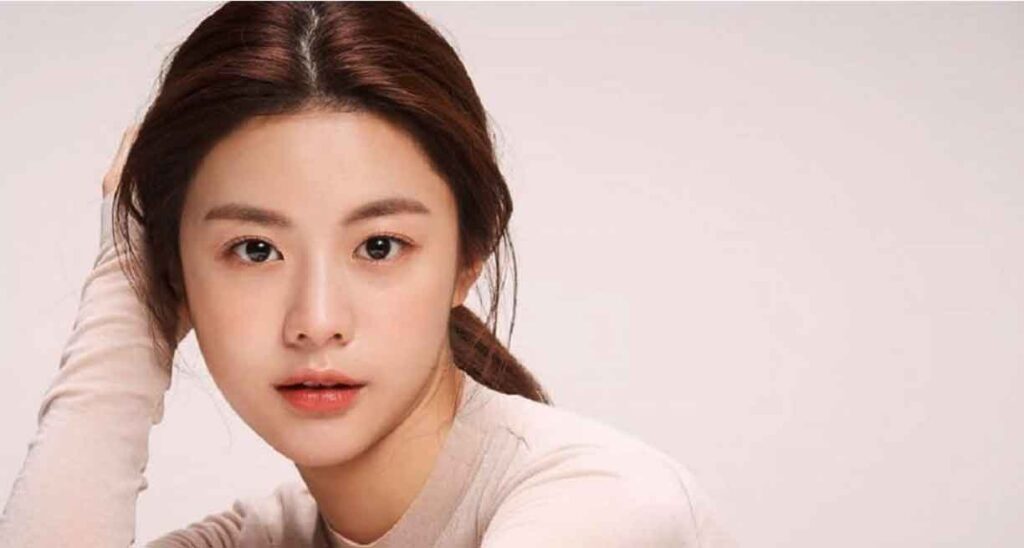 Ranking de idols y celebridades con más comerciales en 2024 3 Go Youn Jung celebridad con mas comerciales en el 2024
