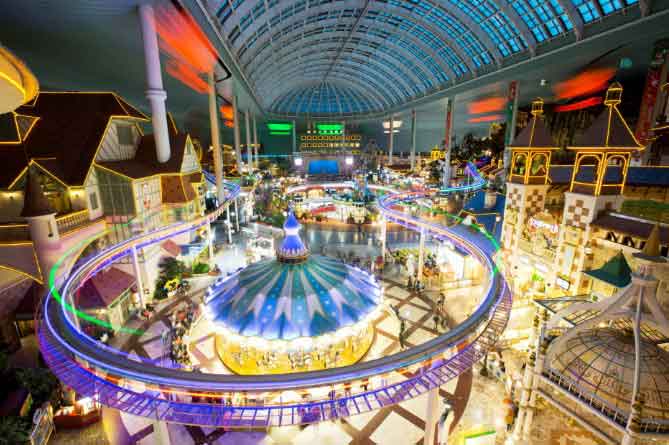 7 parques de atracciones populares para visitar en Corea del Sur 7 Parque Lotte World Songpa-gu, Seúl