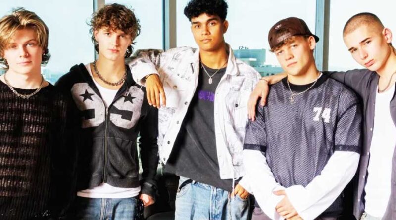 dearALICE, el grupo británico de SM Entertainment, debuta con el sencillo con 'Ariana' 1 dearALICE, el grupo británico de SM, debuta con el sencillo con 'Ariana'