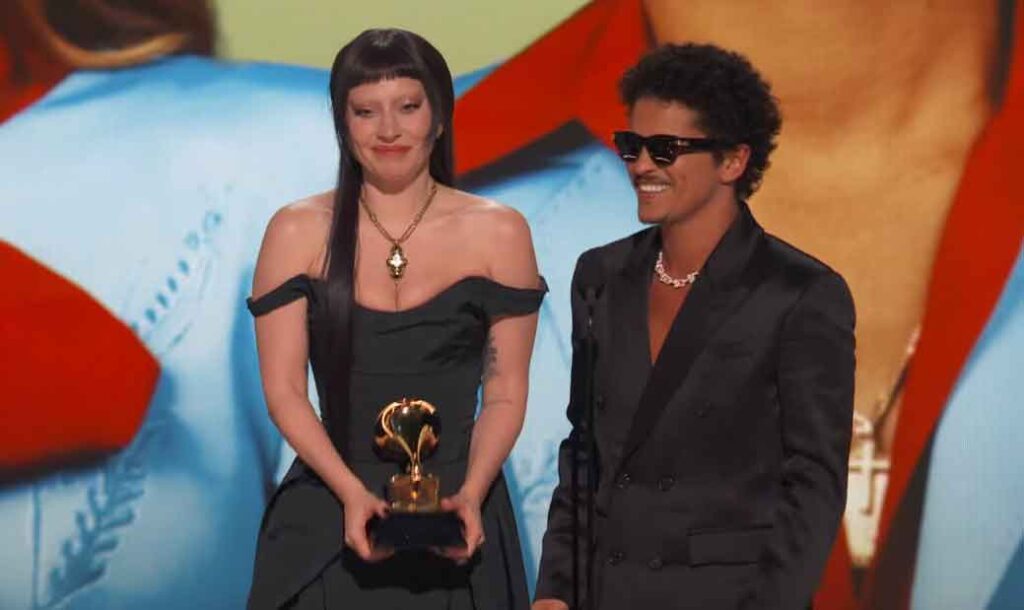 El K-pop sigue sin reconocimiento en los Grammy, y aquí está el motivo 2 lady gaga y bruno mars ganan mejor actuación de dúo/grupo pop | grammy 2025