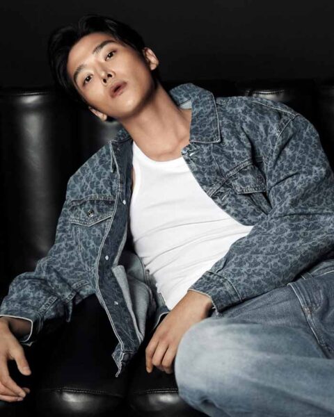 ¡Nuevas fotos de Rowoon para Calvin Klein! La campaña de ropa interior se vuelve aún más intensa 10 Nuevas fotos de Rowoon para Calvin Klein La campaña de ropa interior se vuelve aún más intensa