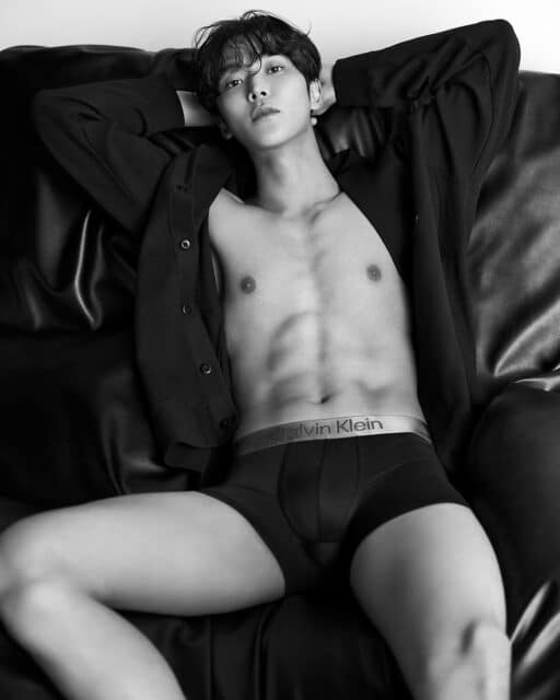 Rowoon posa para Calvin Klein y las fans no pueden estar mas contentas 5 Rowoon posa para Calvin Klein y las fans no pueden estar mas contentas