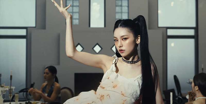 Yeji de ITZY lanza su esperado debut en solitario con el MV de 'Air' ¡No te lo pierdas! 1 Yeji de ITZY lanza su esperado debut en solitario con el MV de Air No te lo pierdas