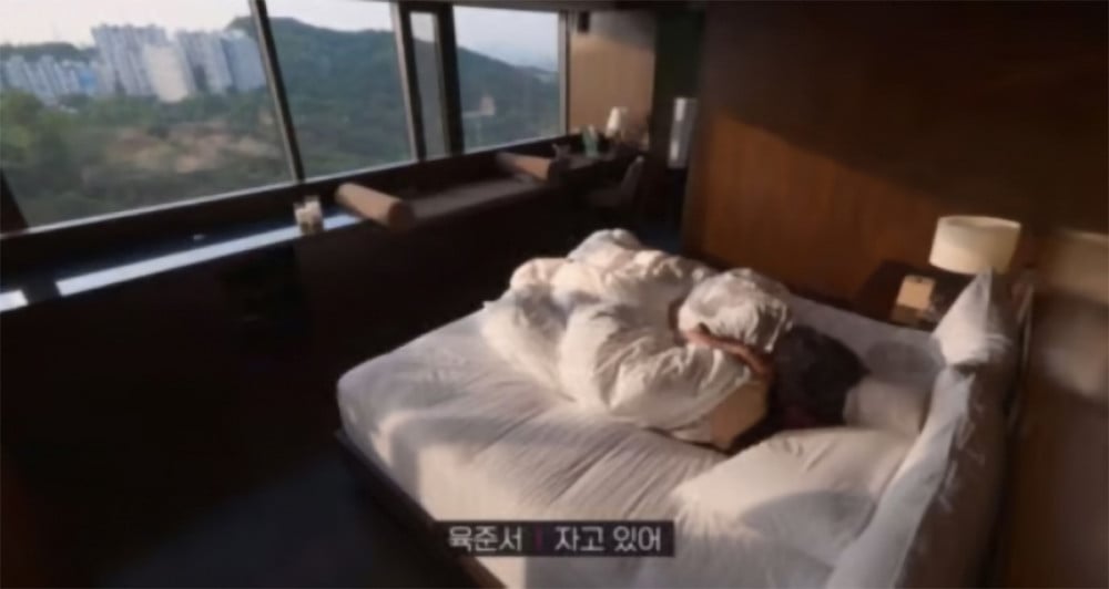 La verdad detrás de la escena de cama entre Lee Si An y Yuk Jun Seo en ‘Single’s Inferno 4’ 2 La verdad detrás de la escena de cama entre Lee Si An y Yuk Jun Seo en ‘Single’s Inferno 4’