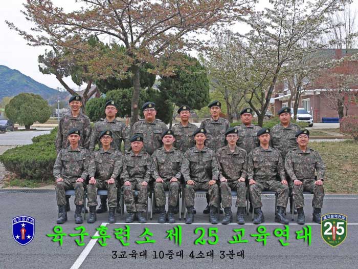 Así luce Wonwoo de SEVENTEEN durante su servicio militar: la foto que enloqueció a los fans 7 Así luce Wonwoo de SEVENTEEN durante su servicio militar: la foto que enloqueció a los fans